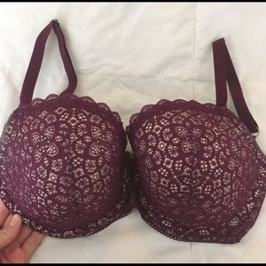 Bundle of 2 VS bras!!